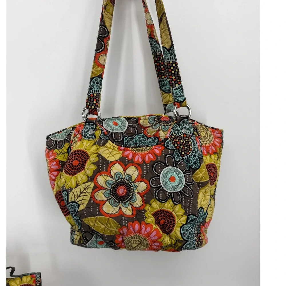 Vera Bradley Flower Shower Pattern, 3PC Set  Purse, Lunch Bag and ID Case